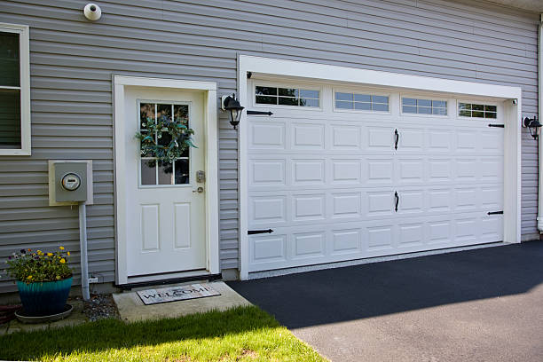 24/7 Emergency Garage Door Panel Replacement experts in Hancock County County, OH